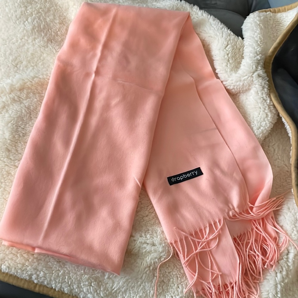 Cashmere scarf